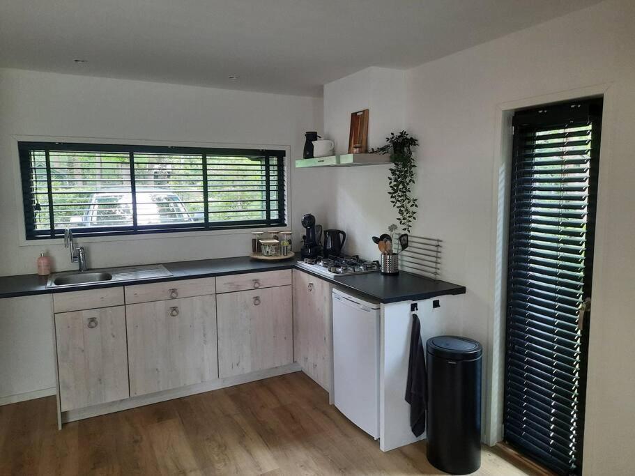 Willa 4-6 Persoons Vakantiewoning Met Eigen Tuin Bakkeveen Zewnętrze zdjęcie
