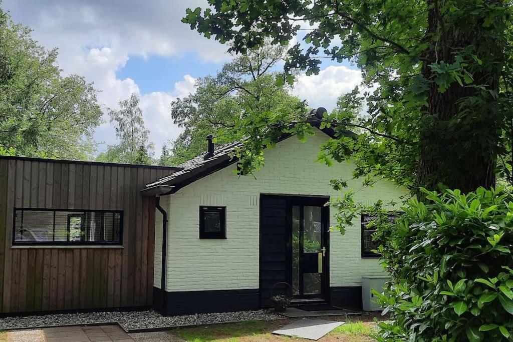 Willa 4-6 Persoons Vakantiewoning Met Eigen Tuin Bakkeveen Zewnętrze zdjęcie